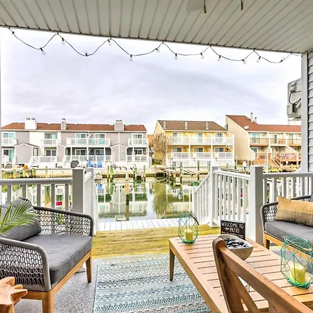 Bayfront Ocean City Condo, Walk To Beaches!
